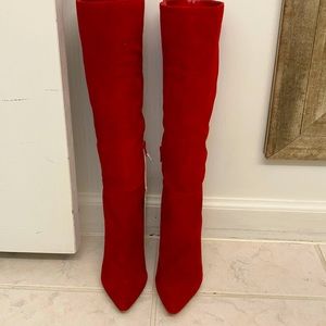 New red suede Gianni Bini boots size 5.